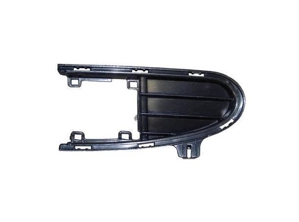 Acceder a la pieza Rejilla izquierda parachoques delantero - antinieblas