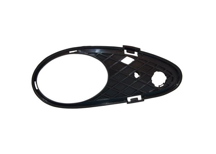 Acceder a la pieza Embellecedor derecho antiniebla parachoques delantero