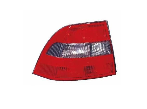 Acceder a la pieza Piloto trasero izquierdo [Rojo - Fume] ->99