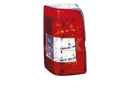 Acceder a la pieza Piloto trasero izquierdo 1 puerta 05->