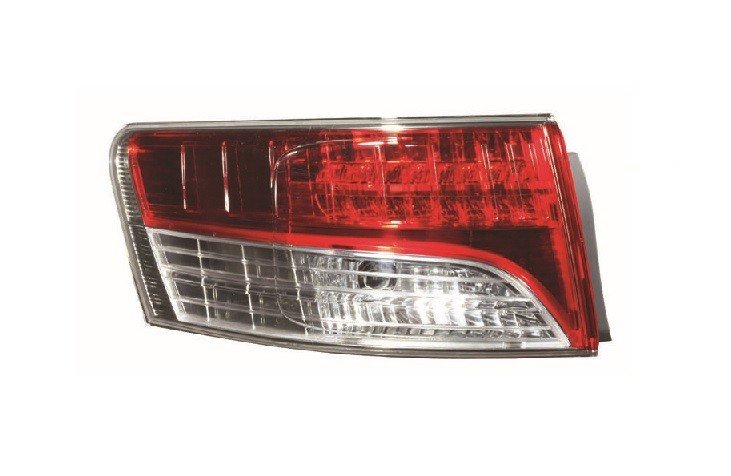 Acceder a la pieza Piloto trasero izquierdo Sedan 4ptas