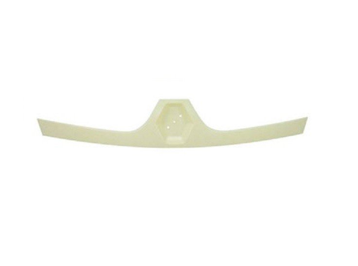 Moldura inferior rejilla frente imprimada 06->