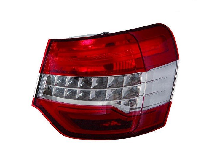 Acceder a la pieza Piloto trasero derecho exterior [Sedan] 2010 ->