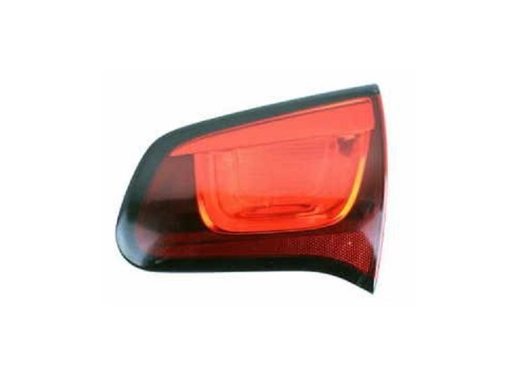 Acceder a la pieza Piloto trasero derecho interior