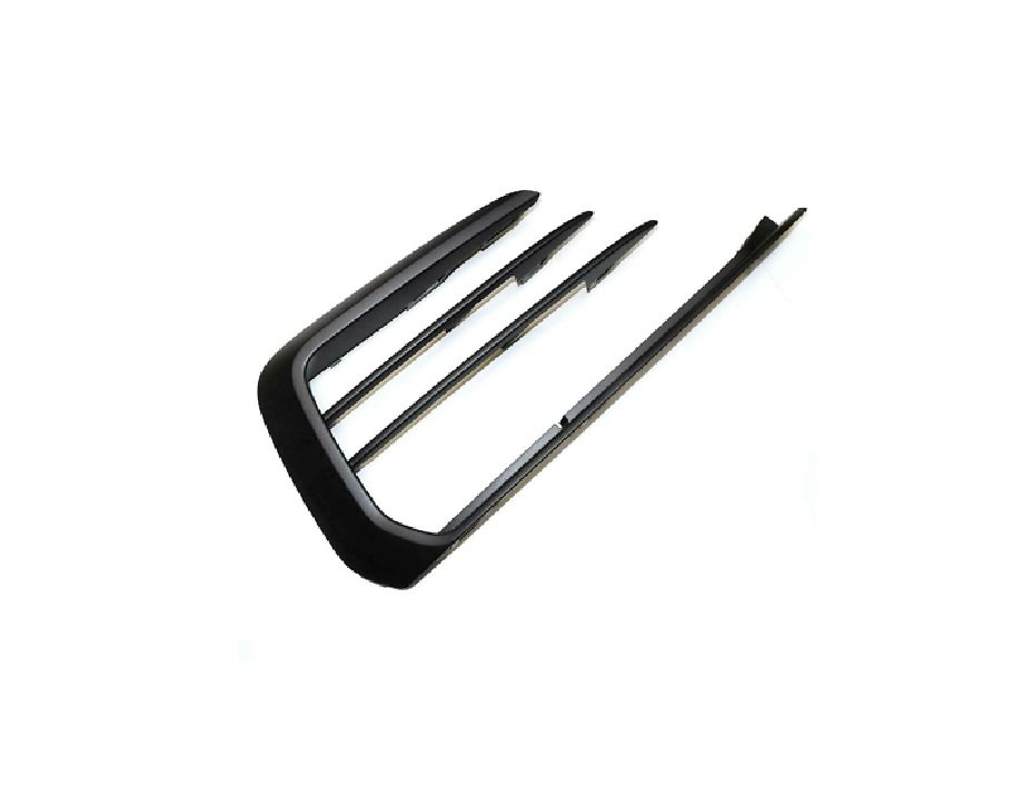 Acceder a la pieza Rejilla derecha parachoques delantero abierta GTI/GTD