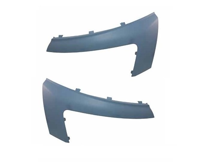 Acceder a la pieza Juego embellecedor supérieur parachoques delantero