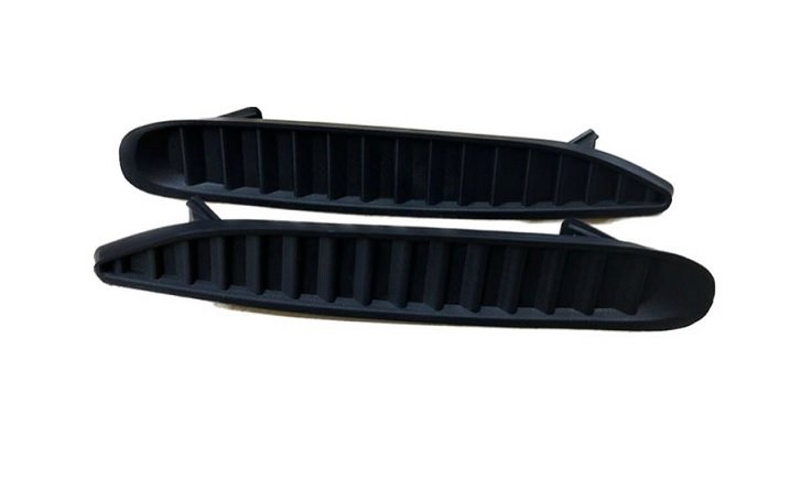 Acceder a la pieza Juego embellecedores parachoques trasero 5ptas