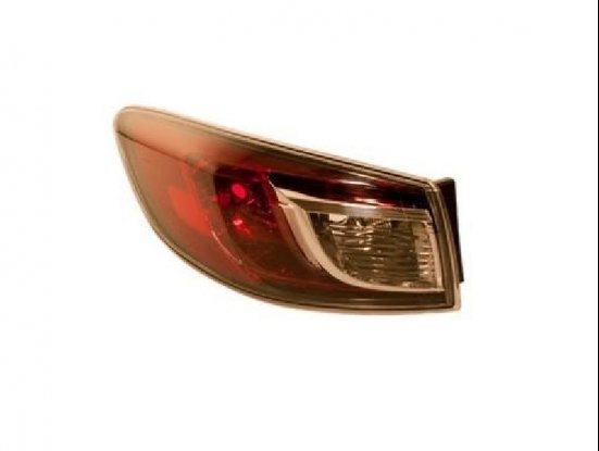 Acceder a la pieza Piloto trasero izquierdo exterior (4 puertas)