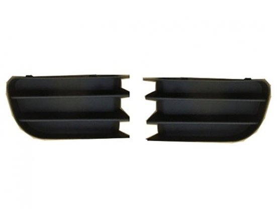 Acceder a la pieza Kit rejillas parachoques delantero