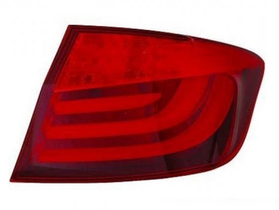 Acceder a la pieza Piloto trasero derecho LED [4 puertas]