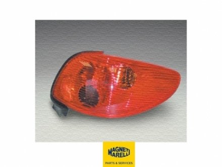 Acceder a la pieza Piloto trasero derecho [CC] 03-> Magneti Marelli