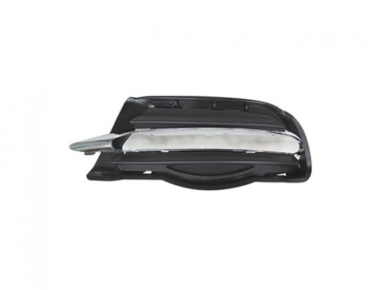 Acceder a la pieza Rejilla izquierda parachoques delantero negra + moldura cromada