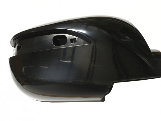 Acceder a la pieza Carcasa retrovisor derecho con agujero piloto