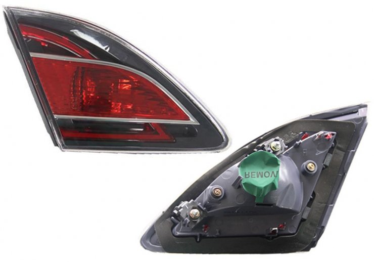 Acceder a la pieza Piloto trasero interior izquierdo