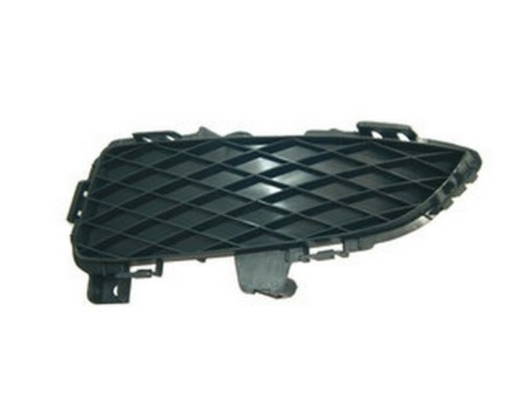 Acceder a la pieza Rejilla izquierda del parachoques delantero (5 puertas)