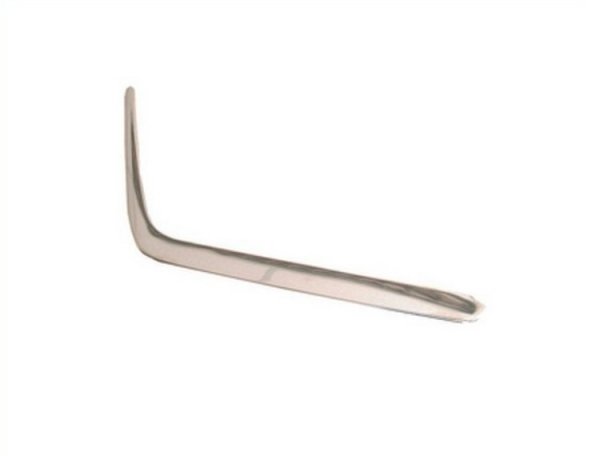 Acceder a la pieza Moldura derecha parachoques trasero