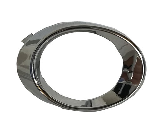 Acceder a la pieza Moldura faro antinieblas derecha, cromado