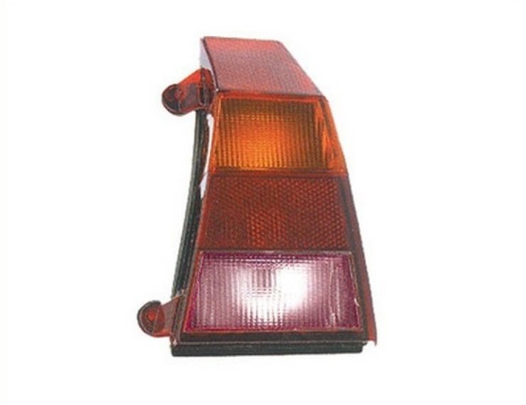 Acceder a la pieza Piloto trasero derecho, con portalámparas