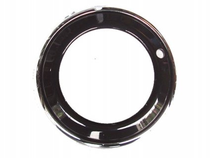 Acceder a la pieza Moldura izquierda antinieblas parachoques delantero, cromado