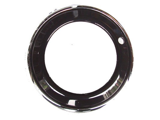 Acceder a la pieza Moldura izquierda antinieblas parachoques delantero, cromado