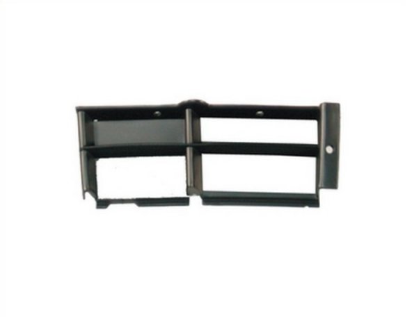 Acceder a la pieza Rejilla derecha parachoques delantero (3 agujeros)