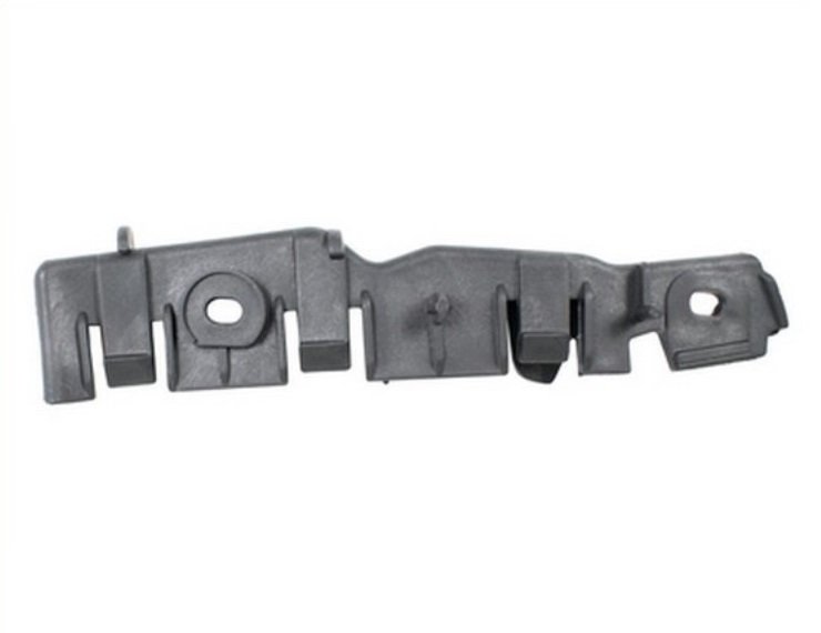 Acceder a la pieza Grapa izquierda parachoques delantero