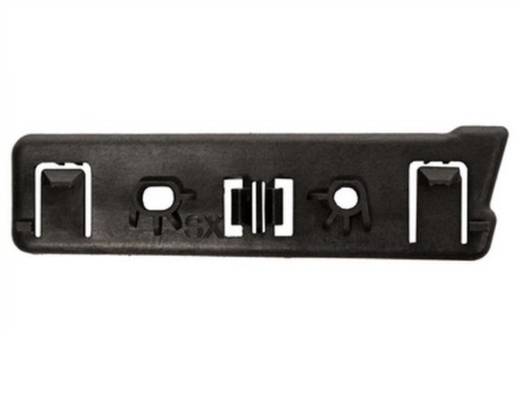 Acceder a la pieza Grapa izquierda parachoques delantero