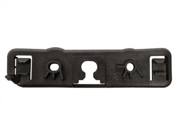 Acceder a la pieza Grapa derecha parachoques trasero