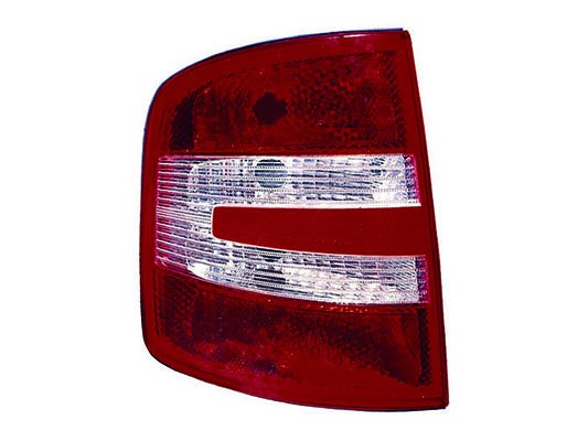 Acceder a la pieza Piloto trasero izquierdo (Sedán/Combi)