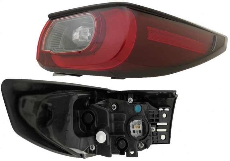 Acceder a la pieza Piloto trasero derecho, LED