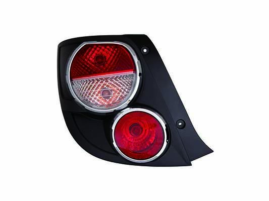 Acceder a la pieza Piloto trasero izquierdo, exterior (5 puertas)