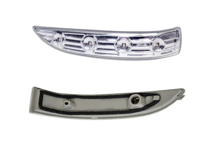 Acceder a la pieza Piloto de retrovisor izquierdo, LED