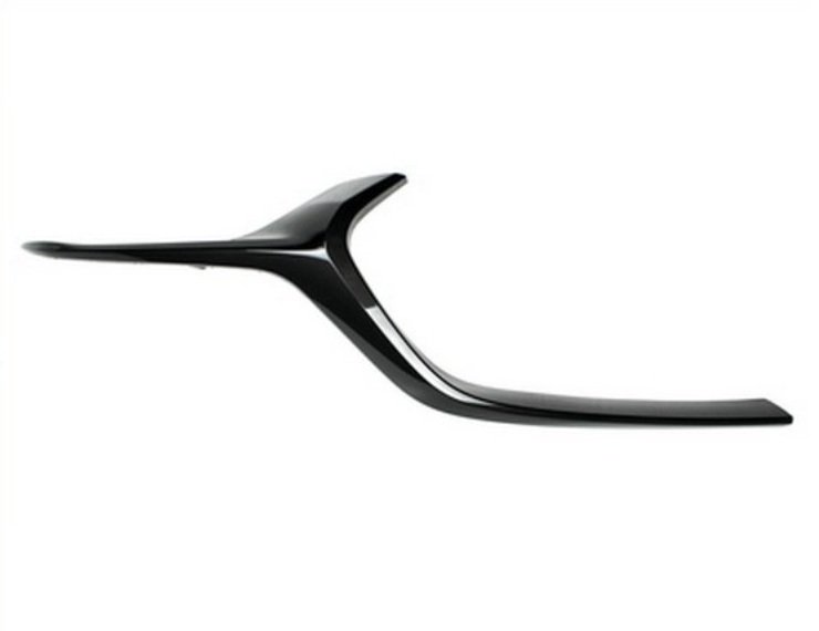 Acceder a la pieza Moldura rejilla inferior derecha, negra (5 puertas)