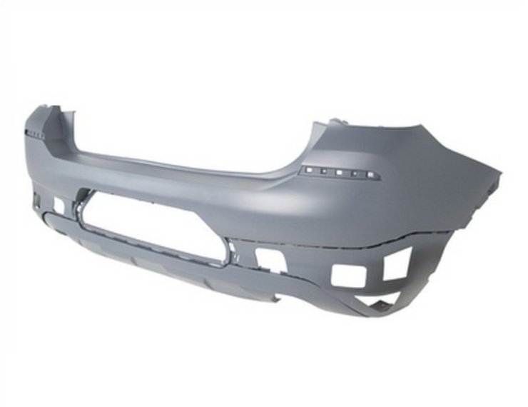 Acceder a la pieza Parachoques trasero imprimado, con agujero cámara